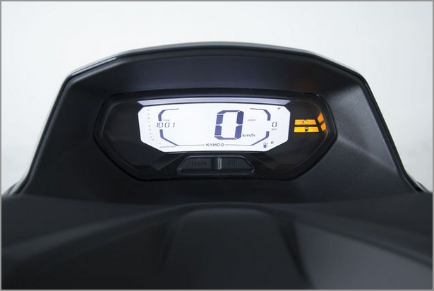 Screenshot 2025-09-02 at 08-27-29 50ccm Motorroller _ Roller SKY TOWN 50i - KYMCO